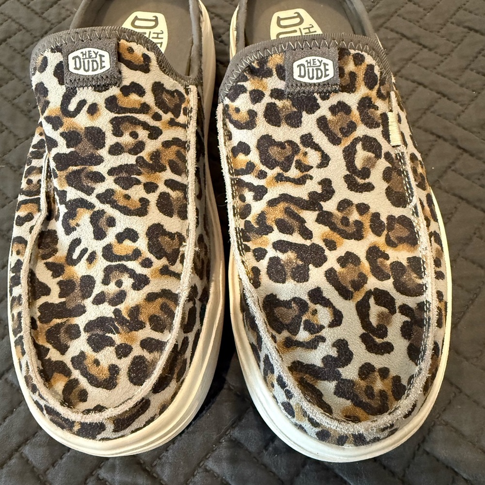 Hey Dude Leopard Print Austin Lift